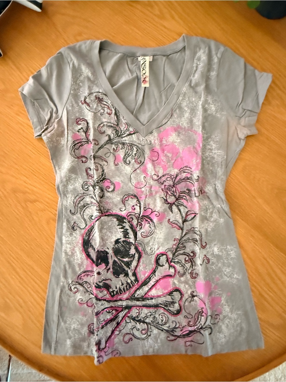 Vintage V-Neck Gray & Pink Skull Graphic Tee - Women
